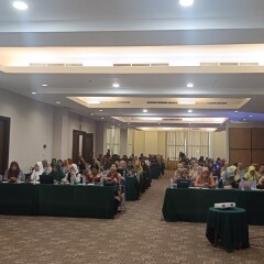 Bimbingan Teknis (BIMTEK) Peningkatan Kompetensi Guru Matematika Kabupaten Luwu Tahun 2025.