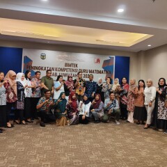 Bimbingan Teknis (BIMTEK) Peningkatan Kompetensi Guru Matematika Kabupaten Luwu Tahun 2025.