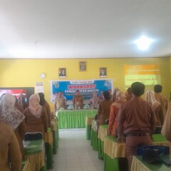 Pemanfaatan Digital tingkat SMP Sekabupaten Luwu di SMPN 1 Bua