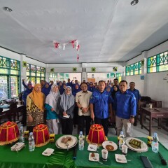 PENUTUPAN PELATIHAN PEMBELAJARAN MENDALAM BAGI KEPALA SEKOLAH DAN GURU BATCH 1