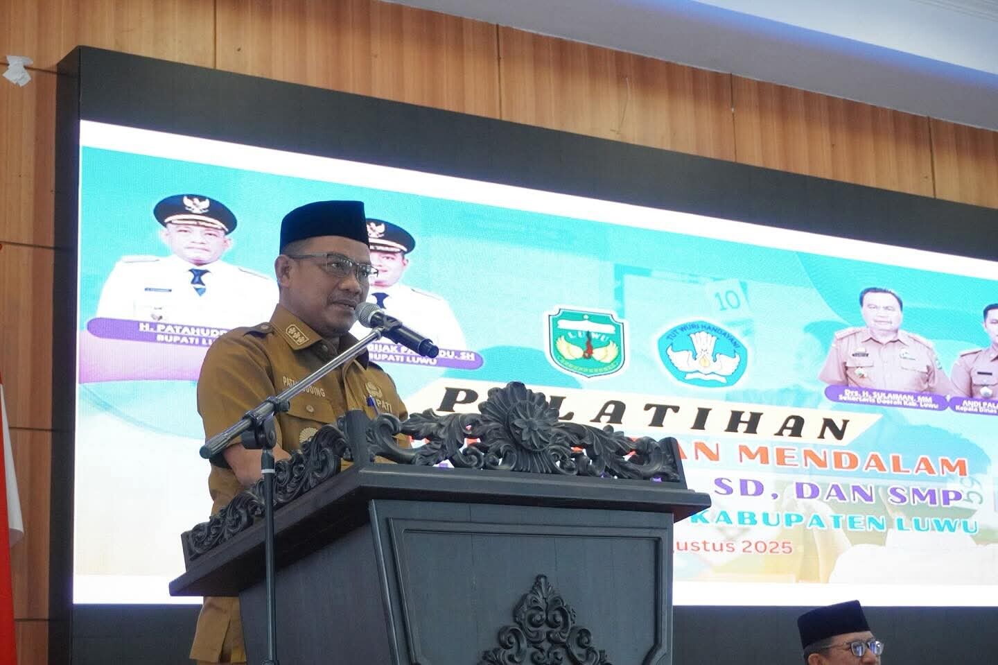 Bupati Luwu Membuka Pelatihan Pembelajaran Mendalam untuk Guru dan Kepala Sekolah