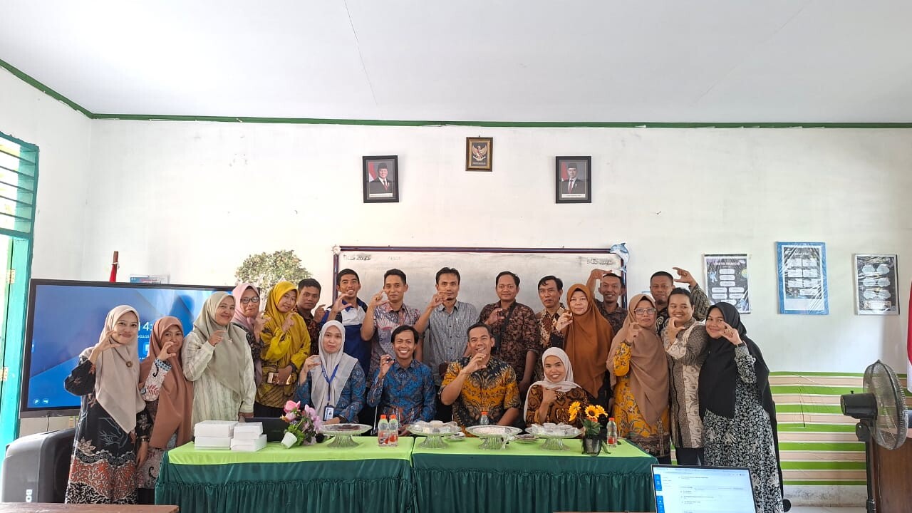 Penutupan Pelatihan Koding dan Kecerdasan Artificial Kabupaten Luwu