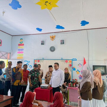 Bupati Luwu Pantau Langsung Pelaksanaan Program Makan Bergizi Gratis (MBG) di SDN 227 Larompong